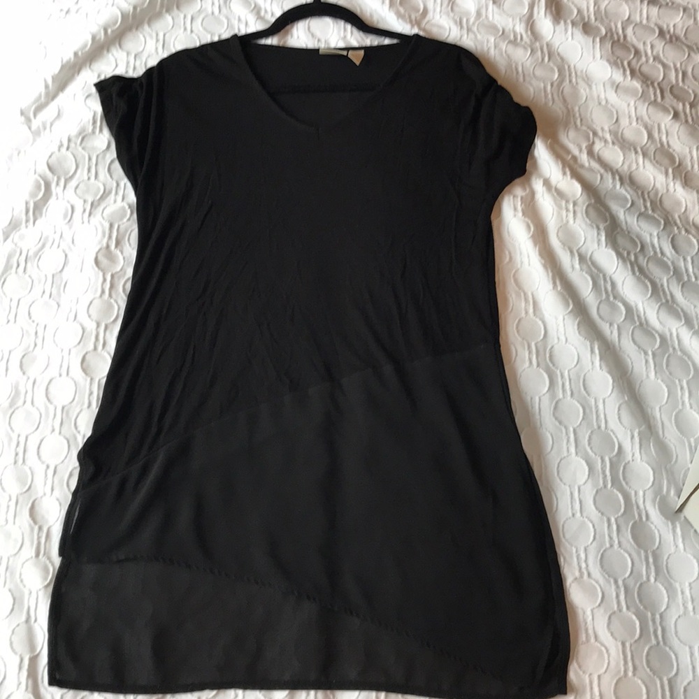 Chico’s black short sleeve shirt